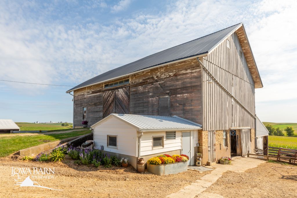 Tenley Farms Barn